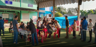 บ่อวินคึกคัก! แห่ใช้สิทธิเลือกตั้ง อบต. ตั้งแต่เปิดหีบ หวังได้ผู้นำตัวจริงเข้าแก้ปัญหา-พัฒนาท้องถิ่นตรงจุด