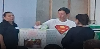 เสี่ยเอ้ นักธุรกิจชื่อดังพัทยา เข้าคูหาใช้สิทธิ์เลือกตั้ง-ออกเสียงประชามติ