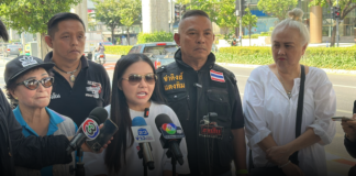 เหยื่อโร่ร้องกองปราบ! “จ่าคิงส์” พาแม่ค้าออนไลน์และกลุ่มผู้สูงอายุแจ้งความเอาผิดดาราสาวหลอกลงทุน Meta One