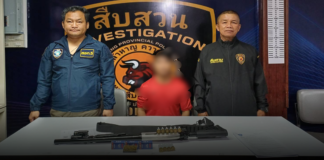 ผลกวาดล้าง ปิดล้อม–ตรวจค้นพื้นที่ปลวกแดง รวบ 2 ผู้ต้องหา ยึดปืนลูกซอง–กระสุนหลายรายการ