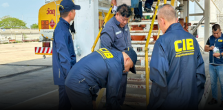 ปคบ. บุกทลายคลังน้ำมันอ่างทอง พบซุกสต็อกกว่า 3 แสนลิตร หลังพลเมืองดีแจ้งเบาะแสขายน้ำมันแพงเกินราคา