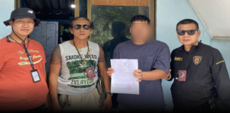 สภ.ปลวกแดง เดินหน้ากวาดล้างยาเสพติด จับกุมผู้ต้องหา 2 ราย ตามหมายจับและครอบครองยาเสพติด