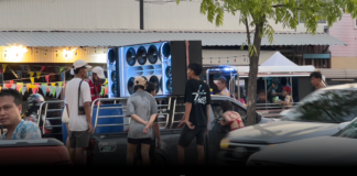 วันไหลบางแสนวันแรก 16 เม.ย. รถน้ำ -รถเครื่องเสียงแห่เล่นสงกรานต์ ยึดถนนข้าวหลาม-ถนนสุขุมวิท สาดน้ำเปิดเครื่องเสียงเต้นกลางถนนหลวง