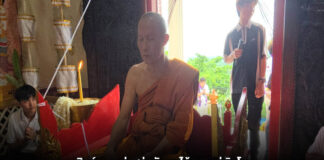 ลูกศิษย์หลวงพ่อสง่า วัดเขาไม้แดง แห่เจิมโฉนด เช่าบูชาเหรียญ หมดเกลี้ยงในพริบตา